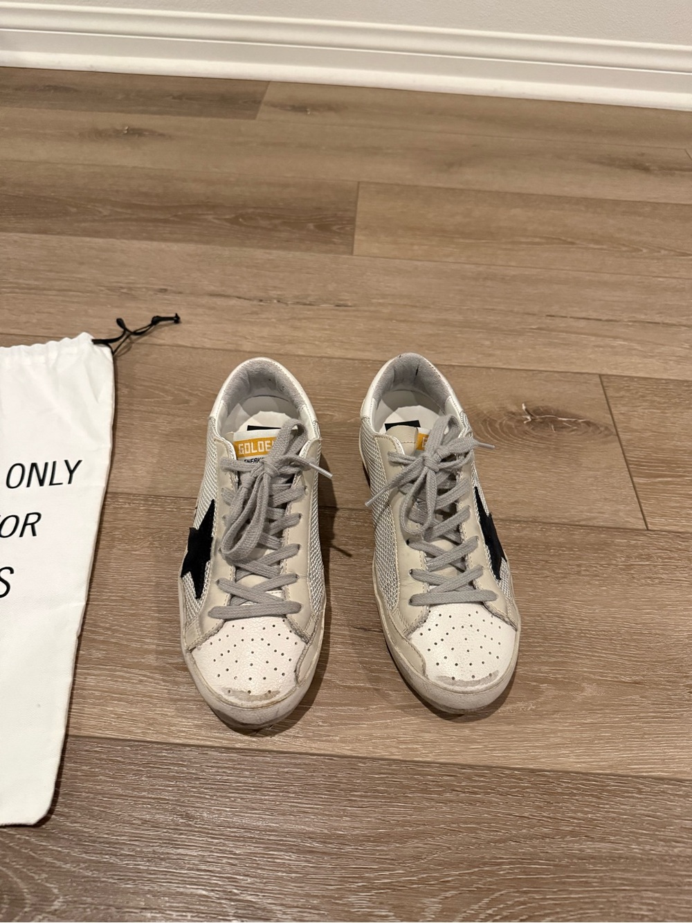 Golden Goose women’s White Sneakers with Black Star and Gray Laces